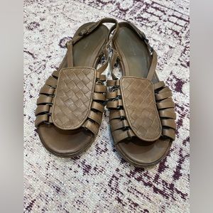 BOTTEGA VENETA flat woven sandal Ancient Greek